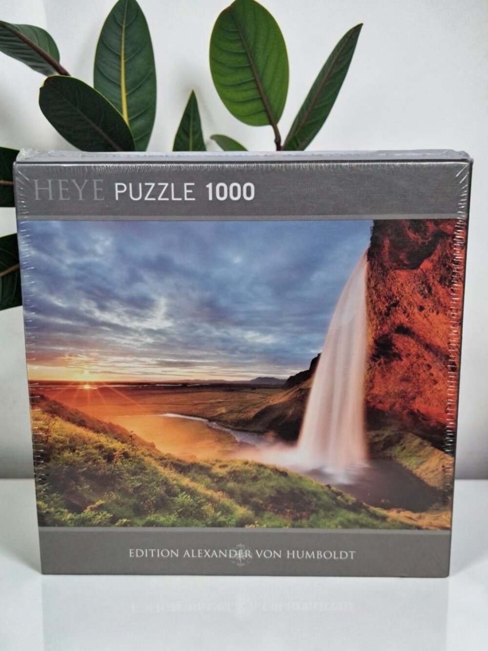 Heye Seljalandsfoss Waterfall 1000 Piece Puzzle Alexander Von Humboldt 27x20 NEW
